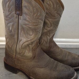 Men's Ariat Heritage R Toe Distressed Brown Western Boots